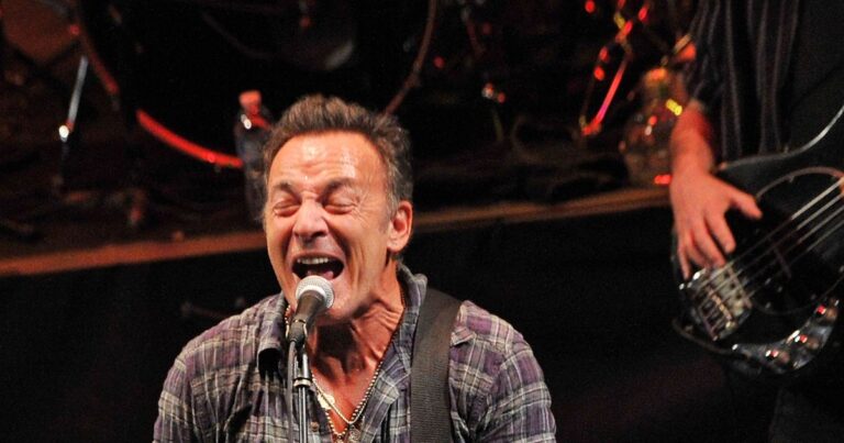 Hall of Fame Yanks Springsteen After “Woke” Drag Concert