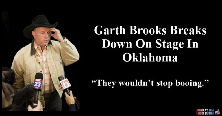 Garth Brooks Shows Up Uninvited at Country Festival in Oklahoma – Gets Booed Off Stage